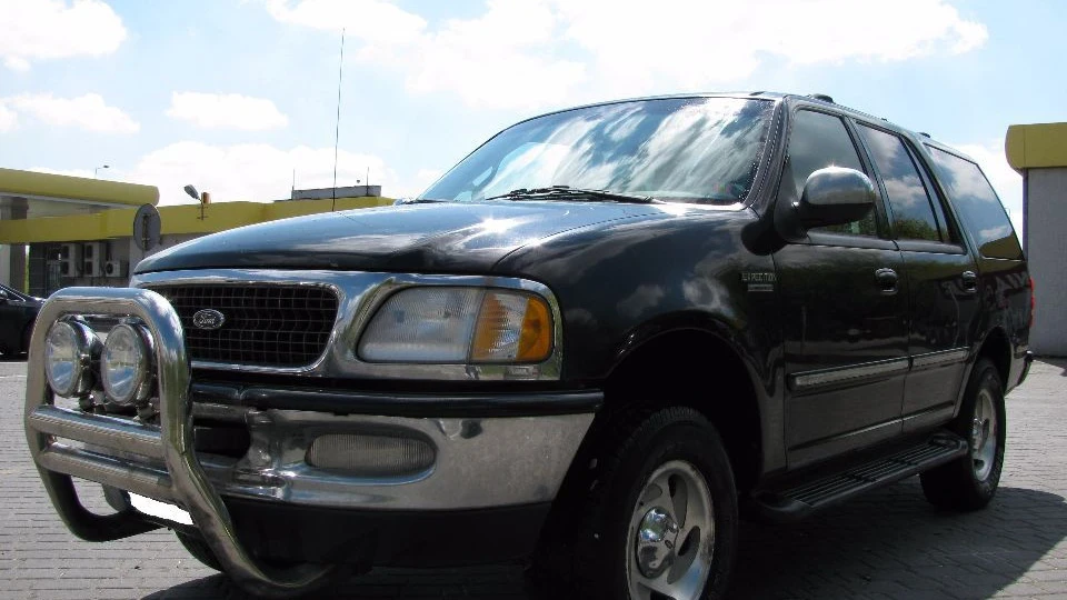 Ford Expedition triton 3