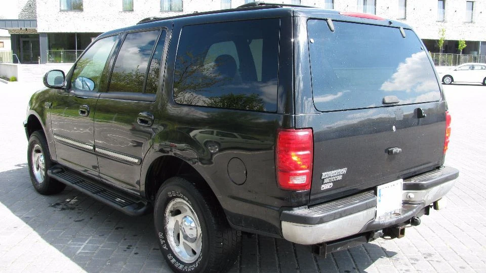 Ford Expedition triton 4