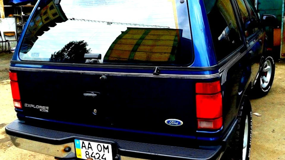 Ford Explorer 3