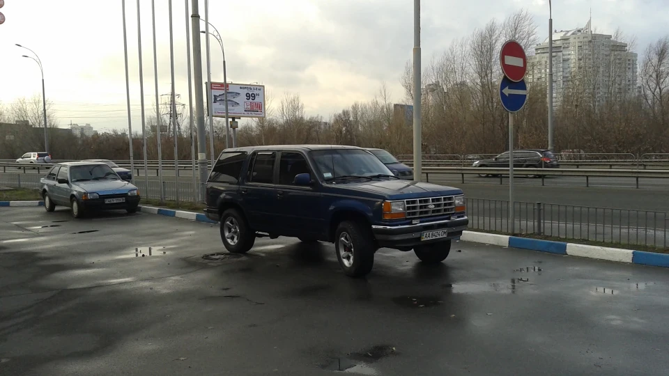 Ford Explorer 5