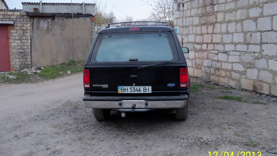 Ford Explorer 2