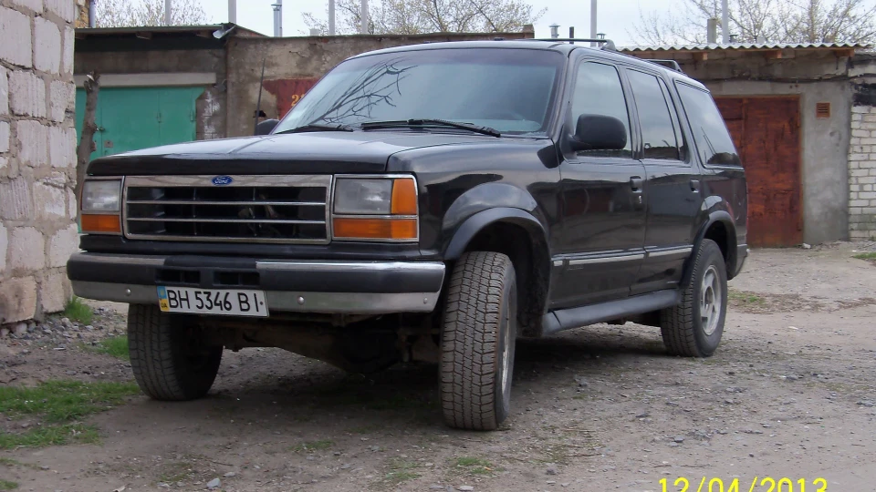 Ford Explorer 4
