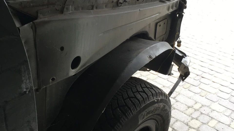 Ford Explorer 4 літри на ремонті. 4
