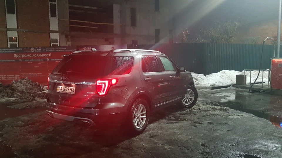 Ford Explorer Бегемот 5