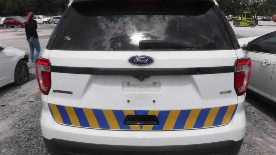 Ford Explorer Поліцейський бегемотик 2