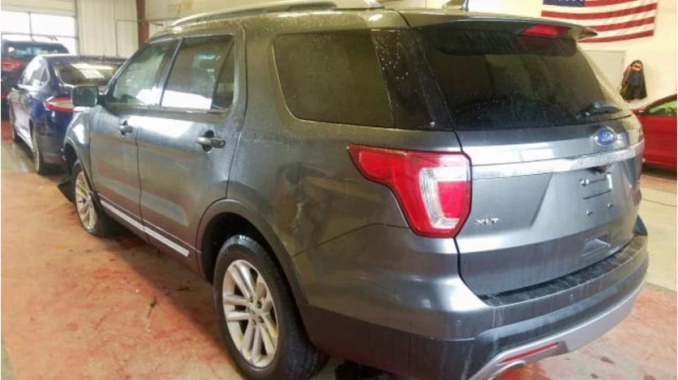 Ford Explorer СІМЕЙНИЙ 3