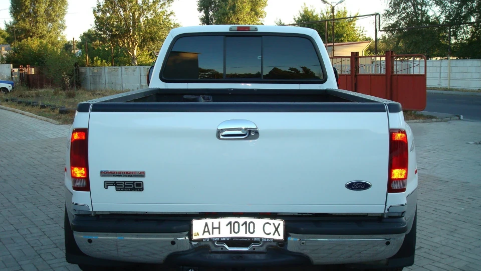 Ford F-Series 4