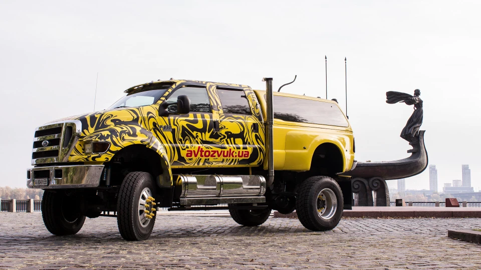 Ford F-Series На сніданок люблю BMW X5 3
