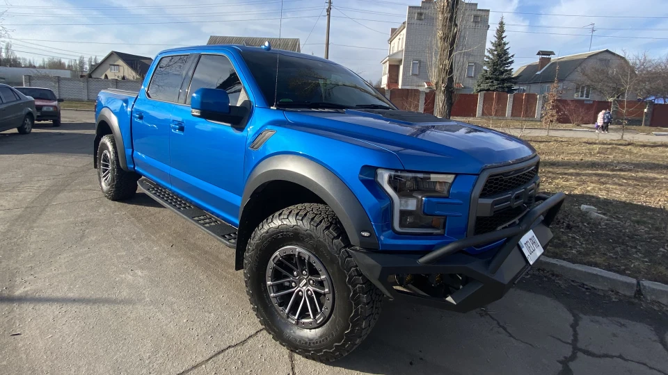 Ford F-Series Raptor Velocity Blue 2