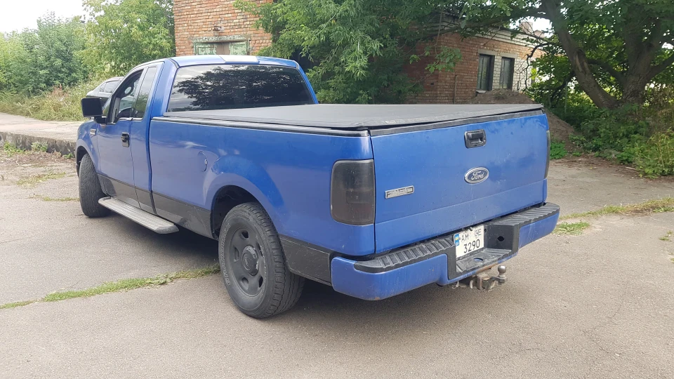 Ford F-Series XL 4