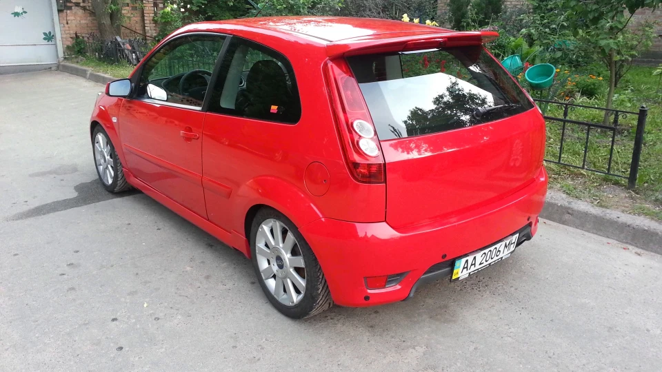 Ford Fiesta ST 3