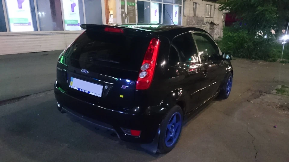 Ford Fiesta ST 2