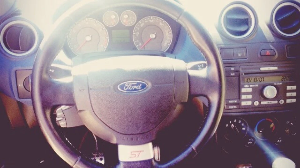 Ford Fiesta ST 4