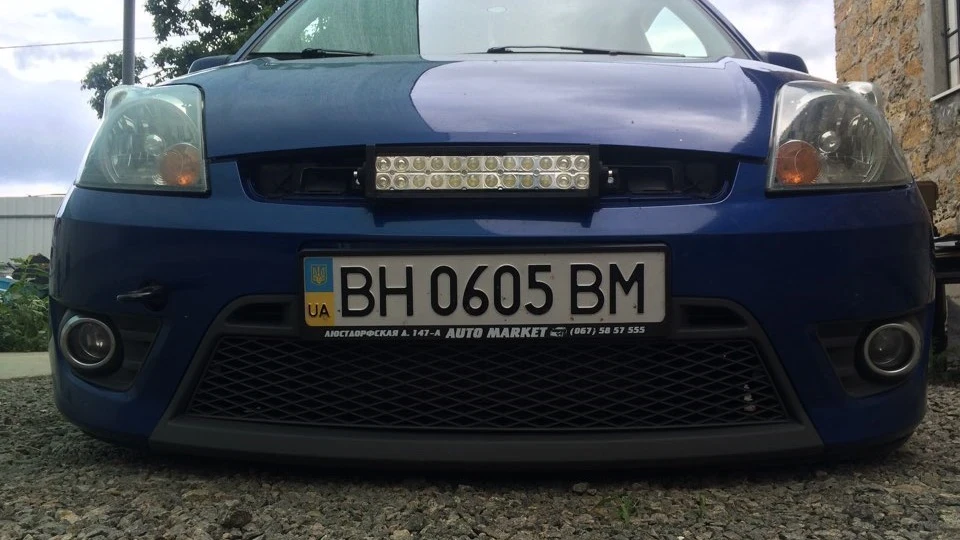 Ford Fiesta ST 4