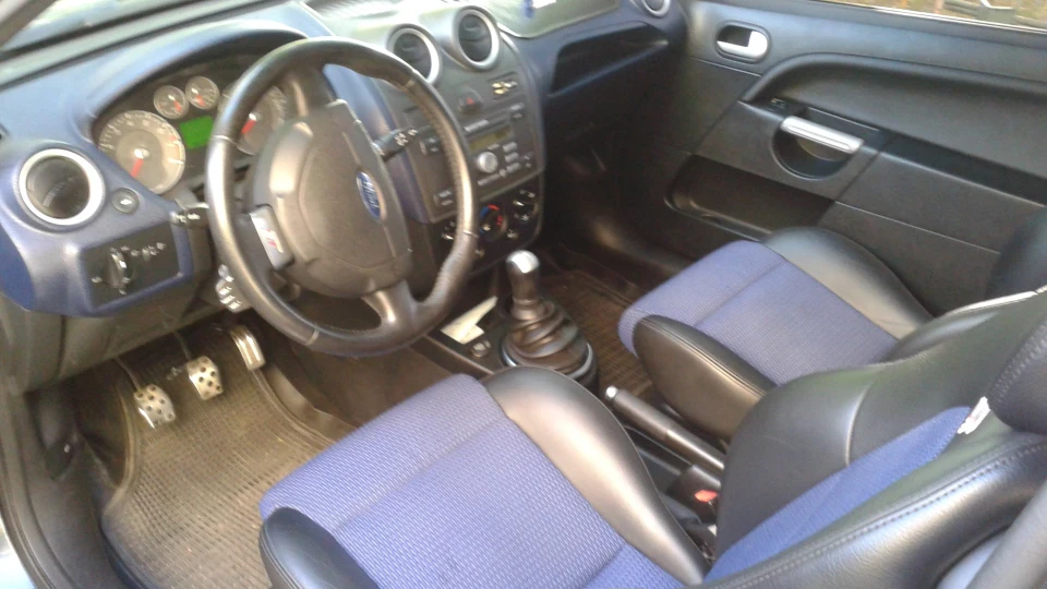 Ford Fiesta ST 2