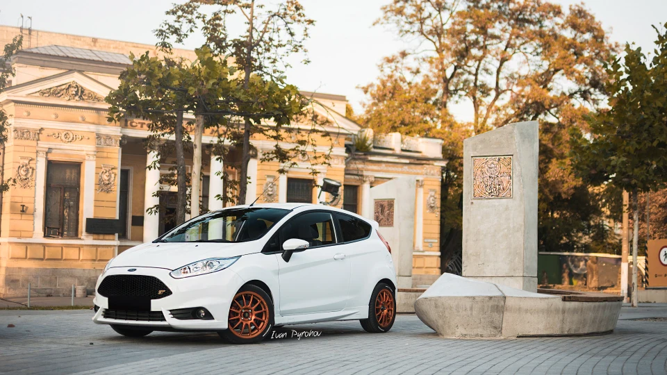 Ford Fiesta ST 2