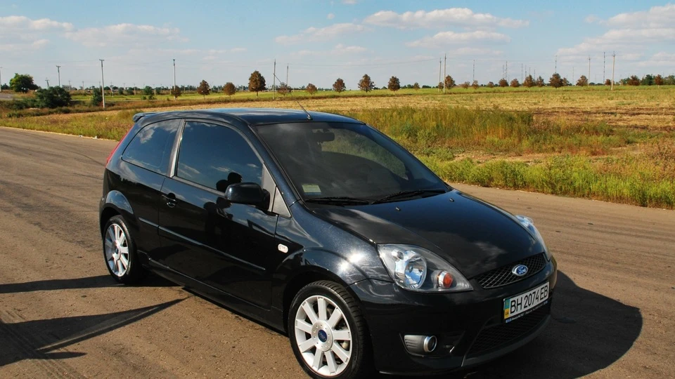 Ford Fiesta ST 2