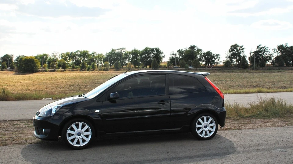Ford Fiesta ST 4