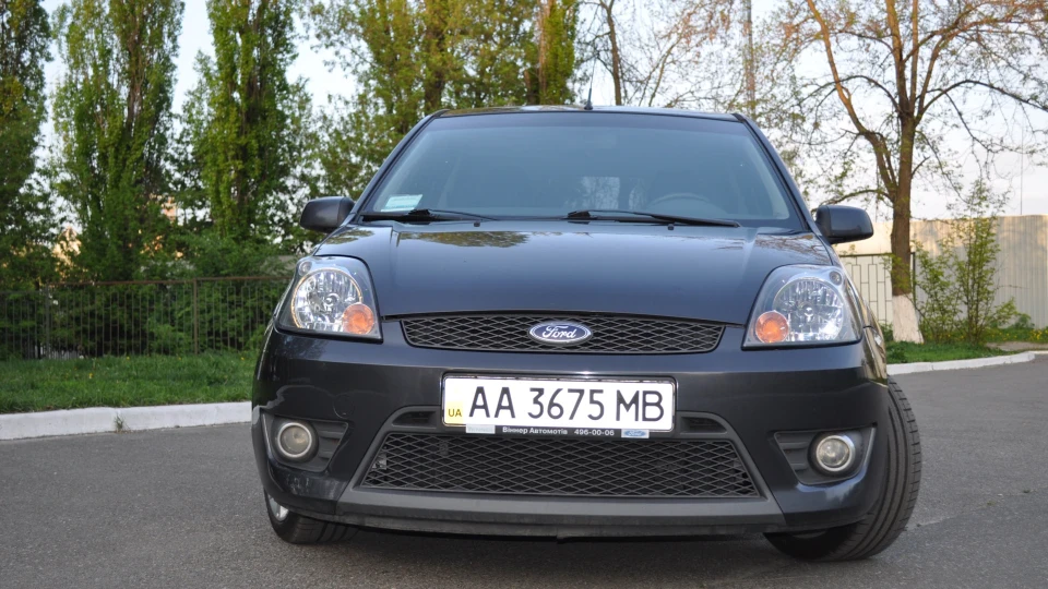 Ford Fiesta ST 4