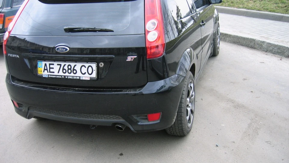 Ford Fiesta ST 3