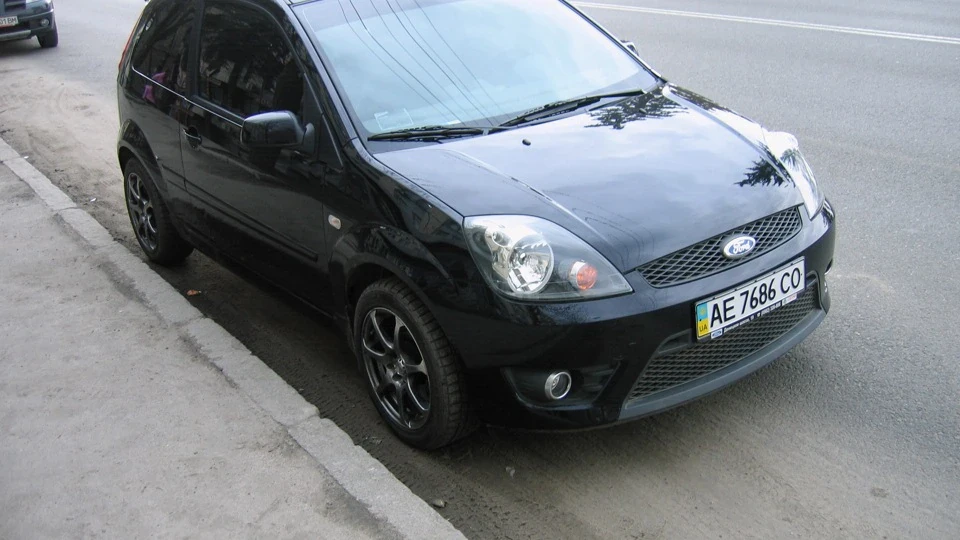 Ford Fiesta ST 4