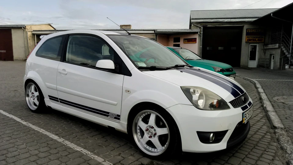 Ford Fiesta ST 150 Сніжок =) 2