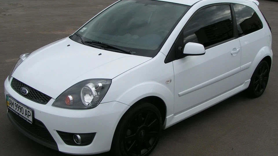 Ford Fiesta ST Frozen White (ПРОДАНА) 2