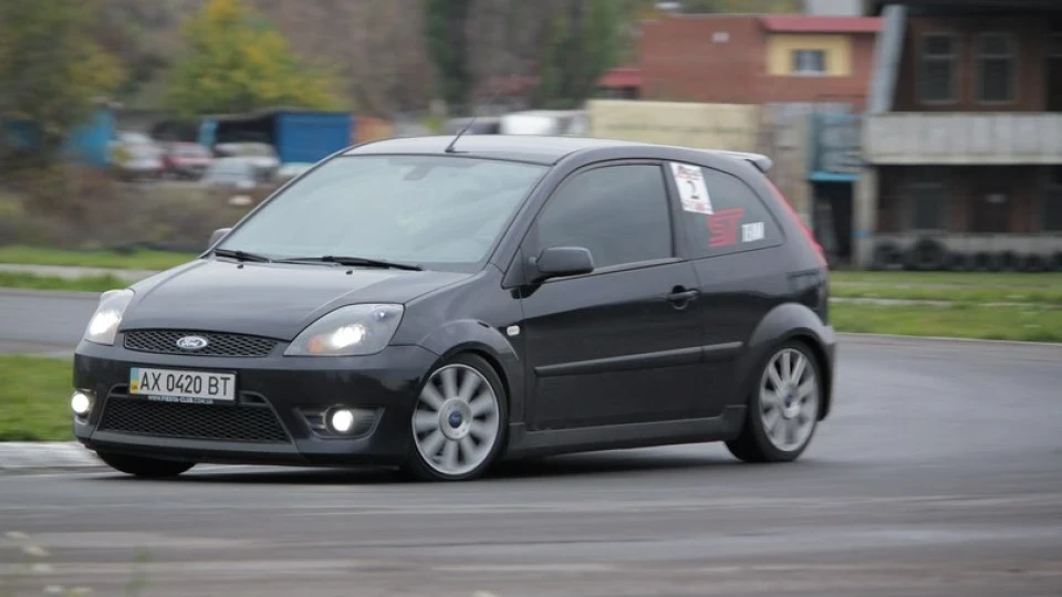 Ford Fiesta ST Panther Black 5