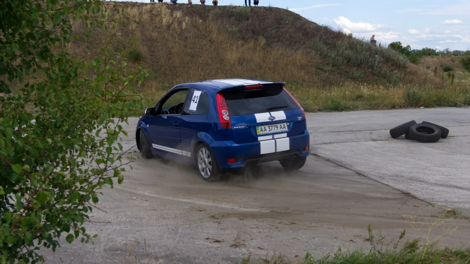 Ford Fiesta ST Road Marking