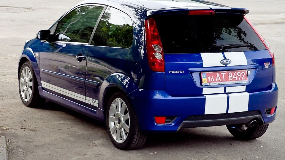Ford Fiesta ST Road Marking 4