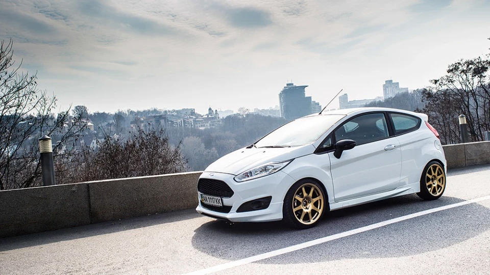 Ford Fiesta 1.0T 4