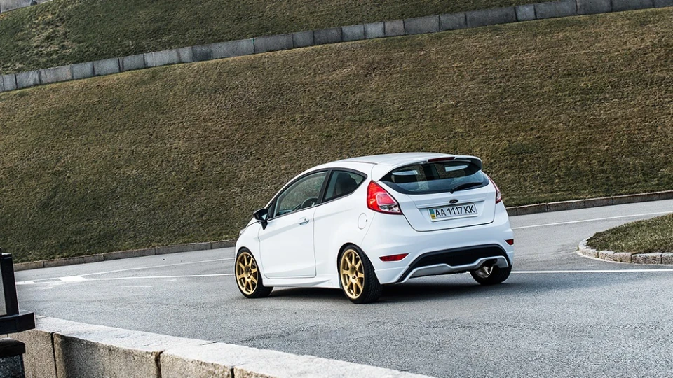 Ford Fiesta 1.0T 5