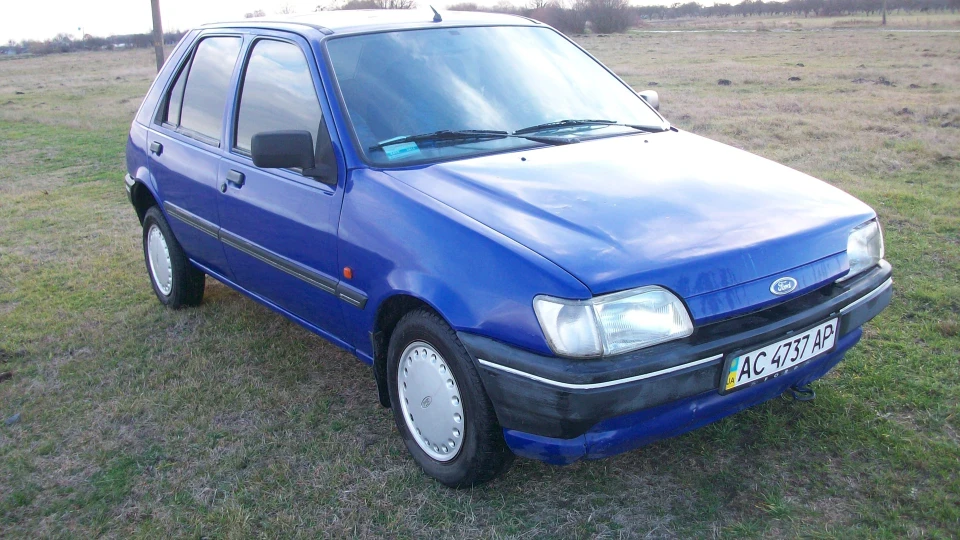 Ford Fiesta 1.1 Карбіратор
