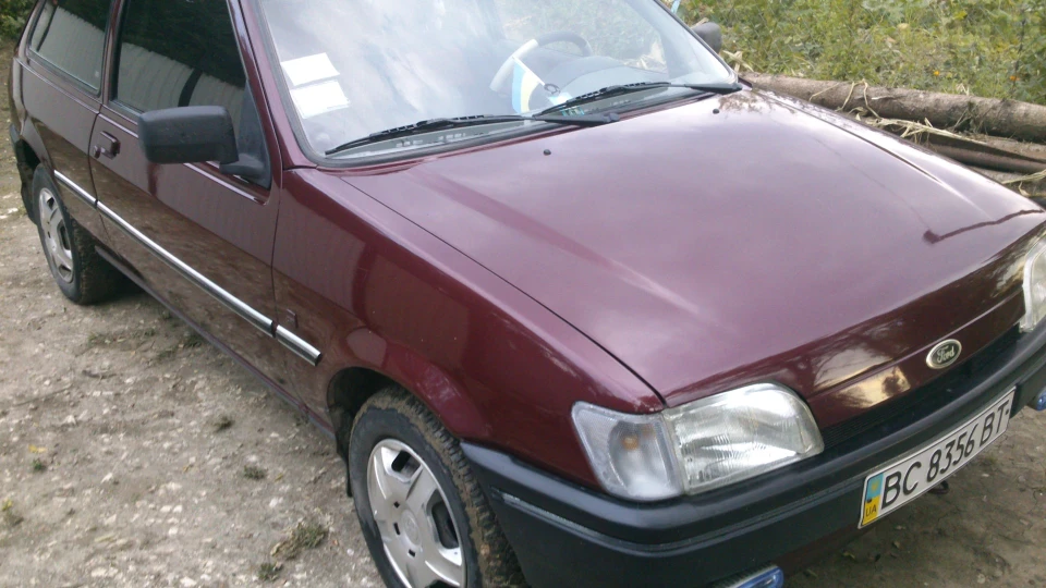 Ford Fiesta 1.1 моноінжектор