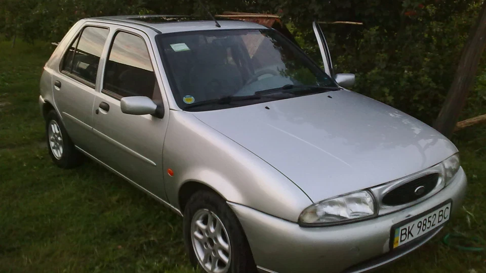 Ford Fiesta 1.25 Ghia 4