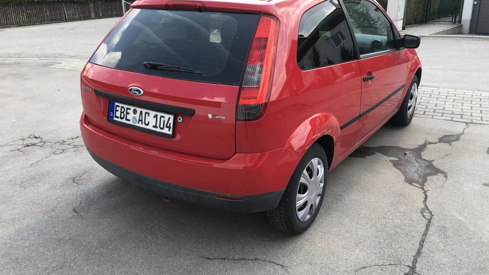 Ford Fiesta 1.25 Червоне відерце 2