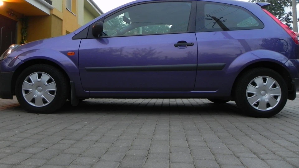 Ford Fiesta 1.4 16v robot 4