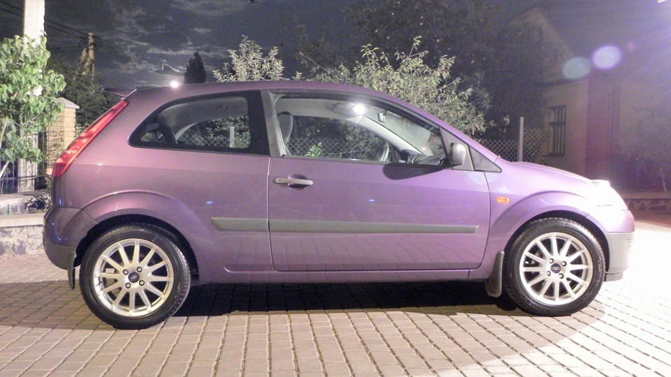Ford Fiesta 1.4 16v robot 5
