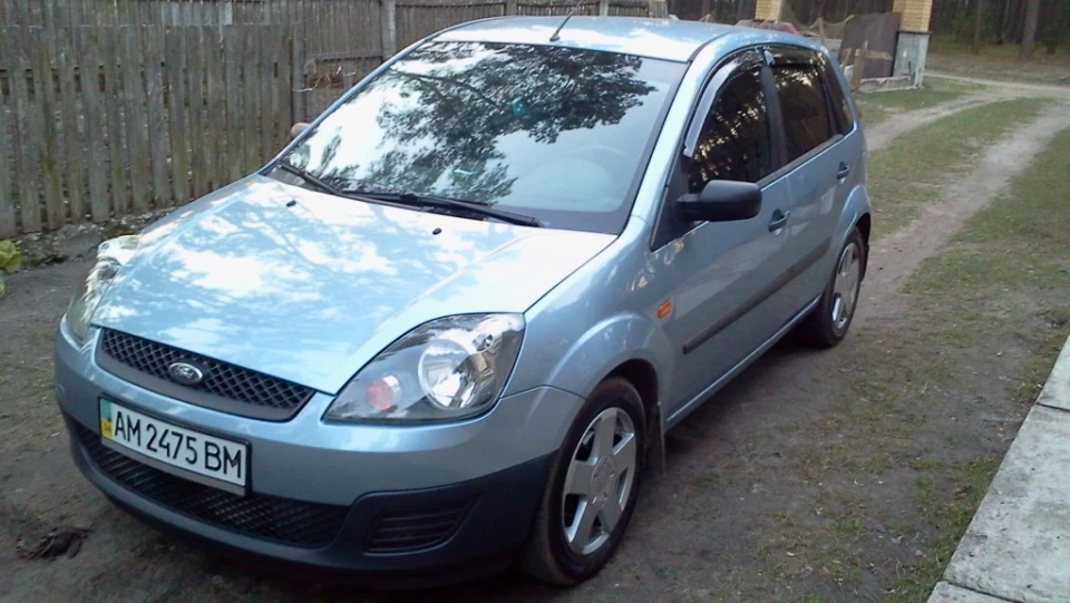 Ford Fiesta 1.4 16V Tonic 4