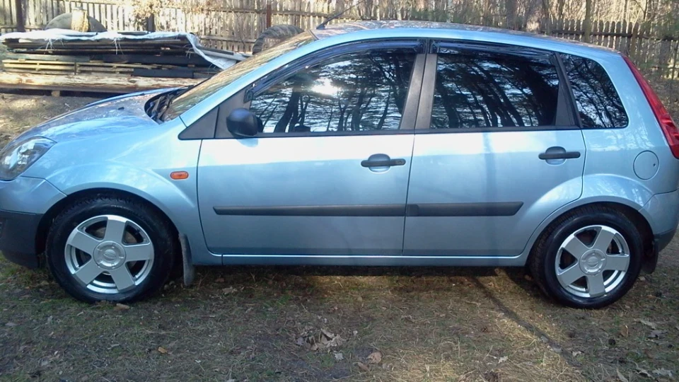 Ford Fiesta 1.4 16V Tonic 5