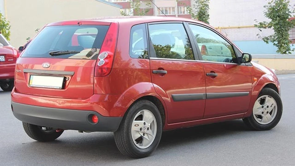 Ford Fiesta 1.4 80 л.с. 4