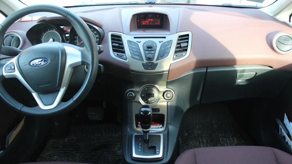 Ford Fiesta 1.4 AT Comfort 3