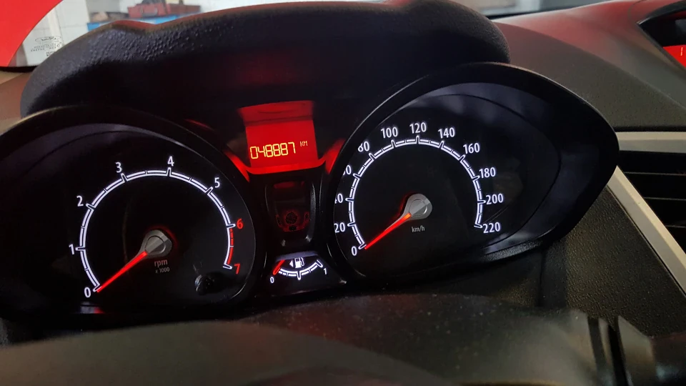 Ford Fiesta 1.4 AT 3