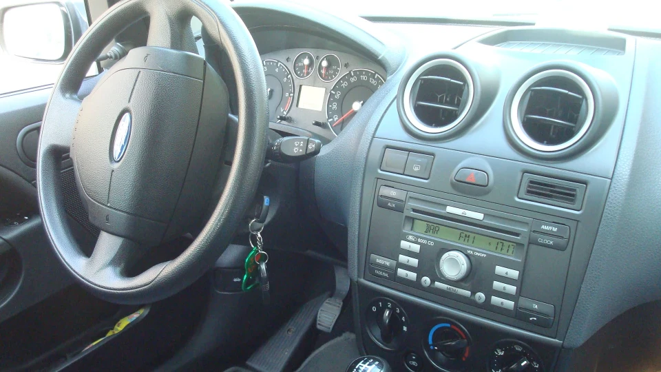 Ford Fiesta 1.4 DURATEC 5