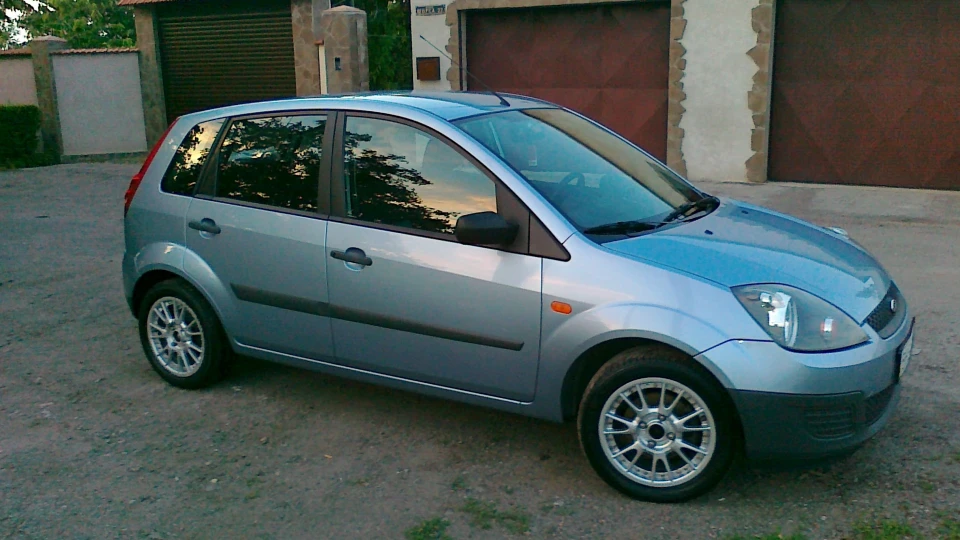 Форд Фієста 1.4 мех. 2