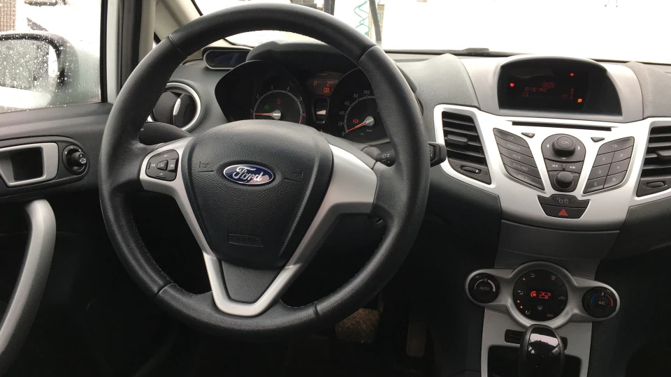 Ford Fiesta 1.4 Style + 5