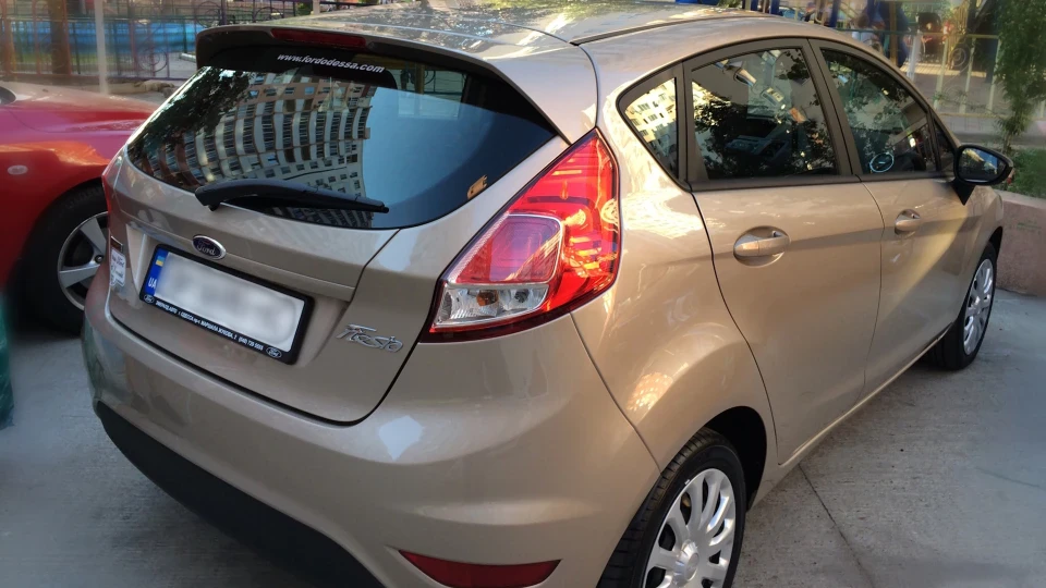 Ford Fiesta Beige Silk Ecoboost 3