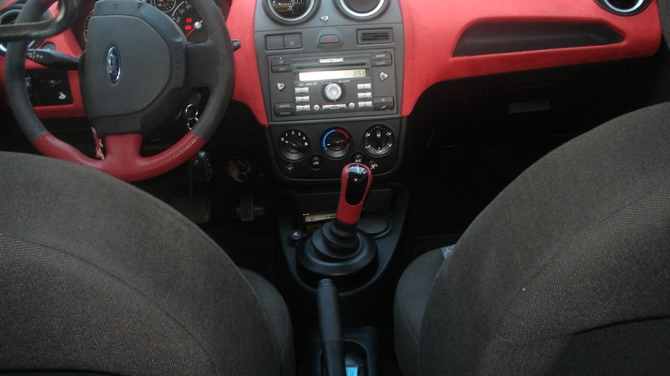 Ford Fiesta Comfort + 5