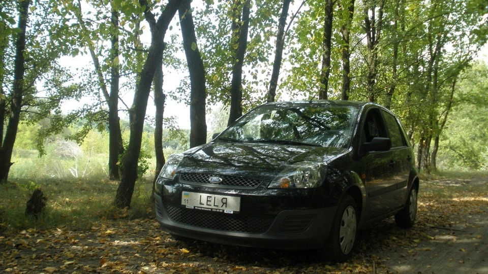 Ford Fiesta - дівчинка без смутку) 2