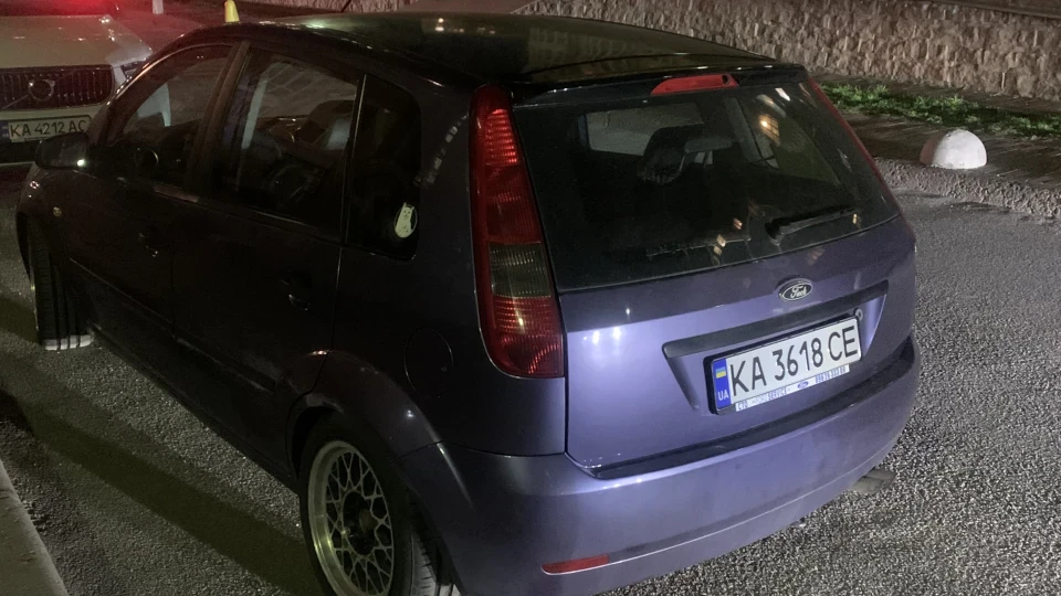 Ford Fiesta Фіолетовий пиріжок 4